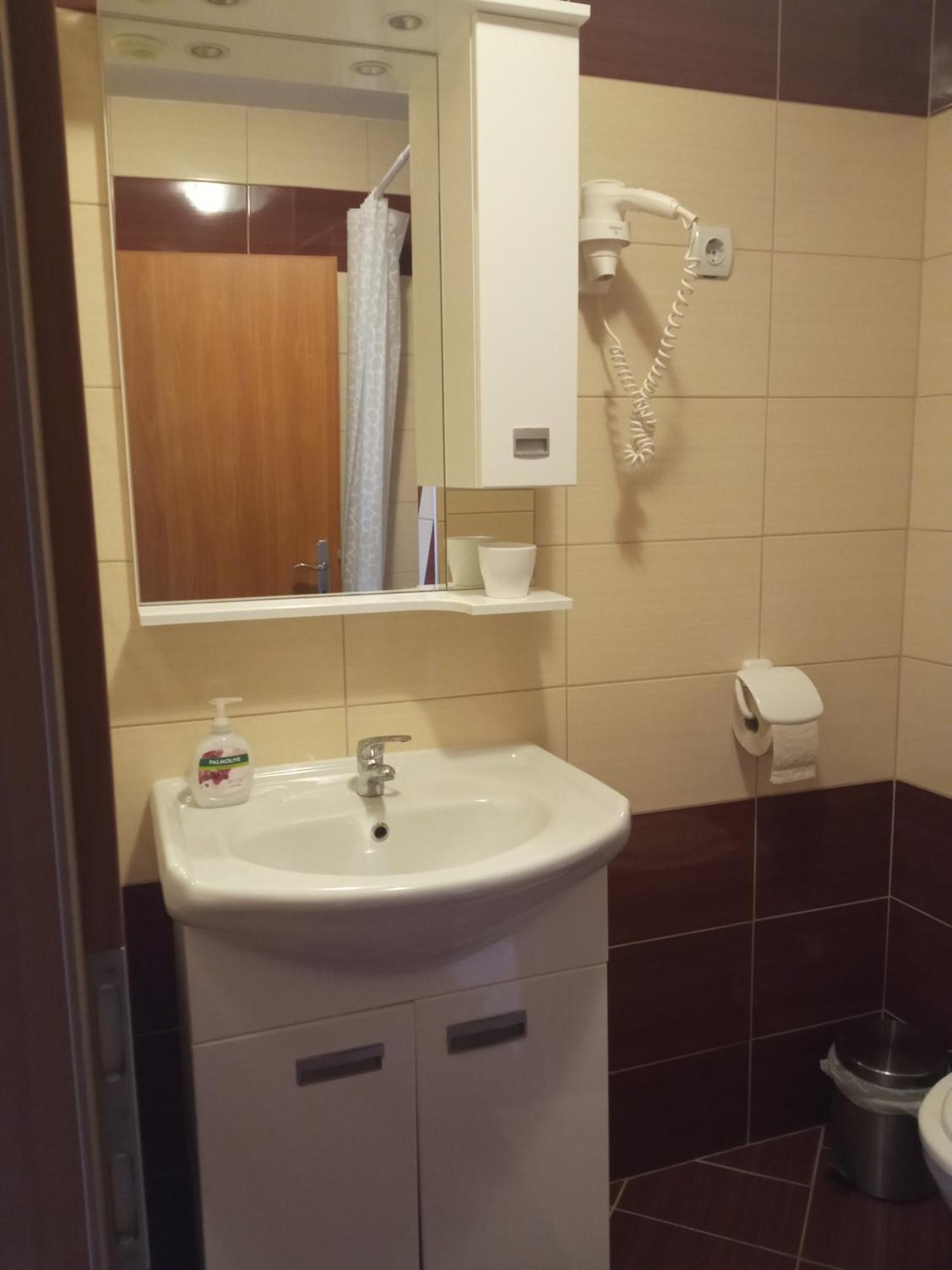 Apartman Vidovic Apartment Korenica Exterior foto