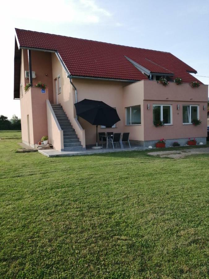 Apartman Vidovic Apartment Korenica Exterior foto